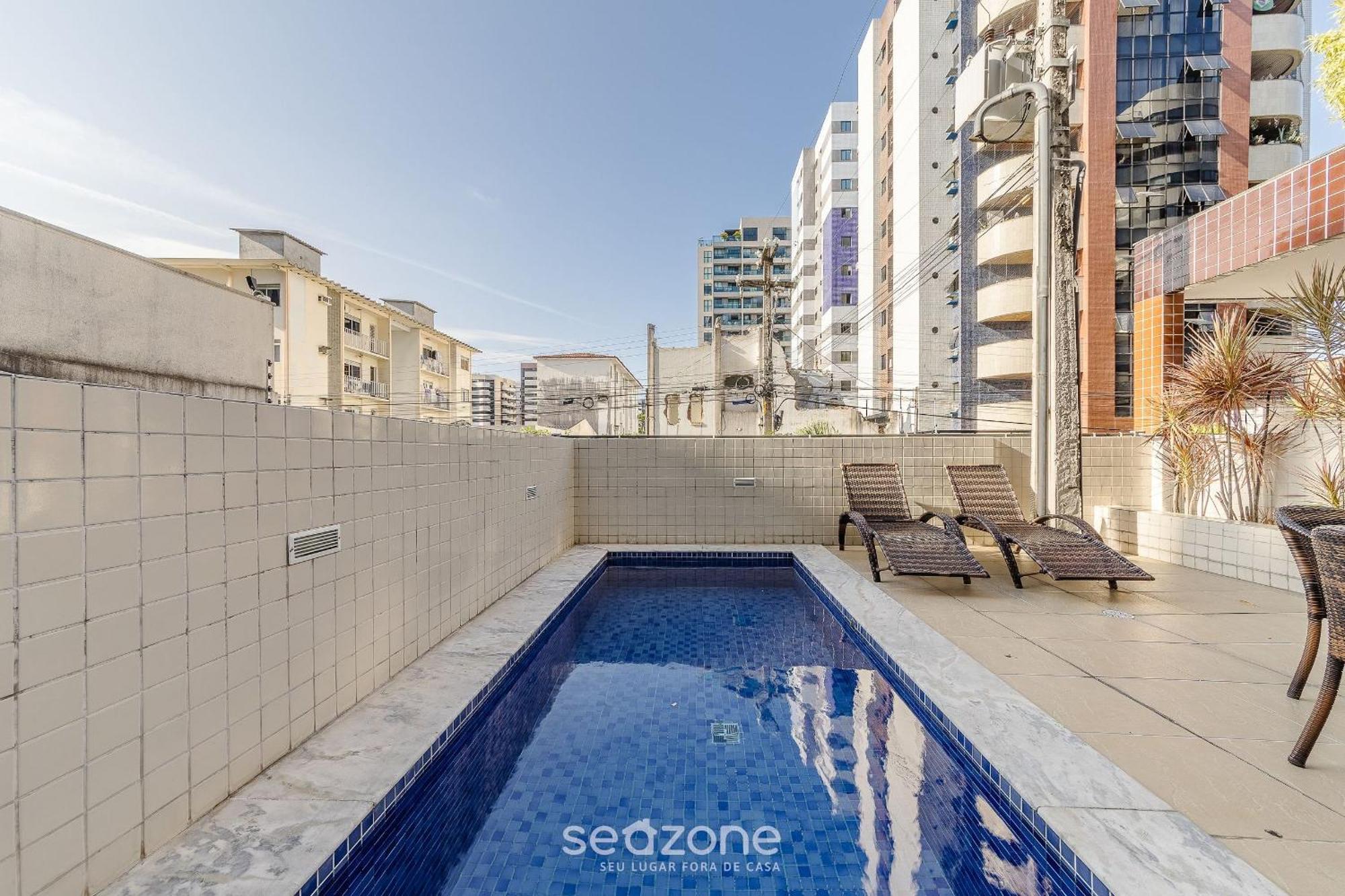 Apto C/ Piscina A 450m Da Em Eez0301 Apartamento Maceió